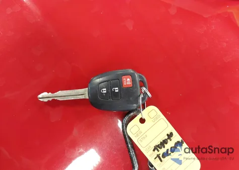 2017 Toyota Tacoma Sr5 V6 из США, поврежденный, VIN 3TMCZ5AN2HM108347